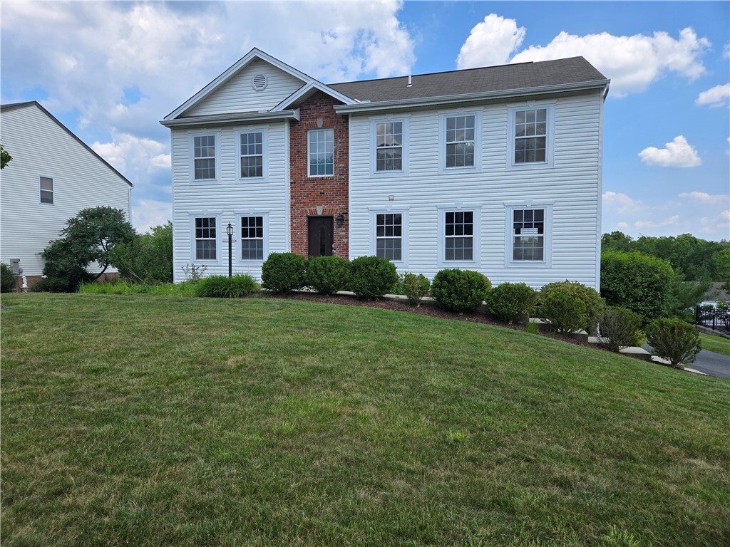 Property Photo:  4929 Apple Ridge Drive  PA 15101 