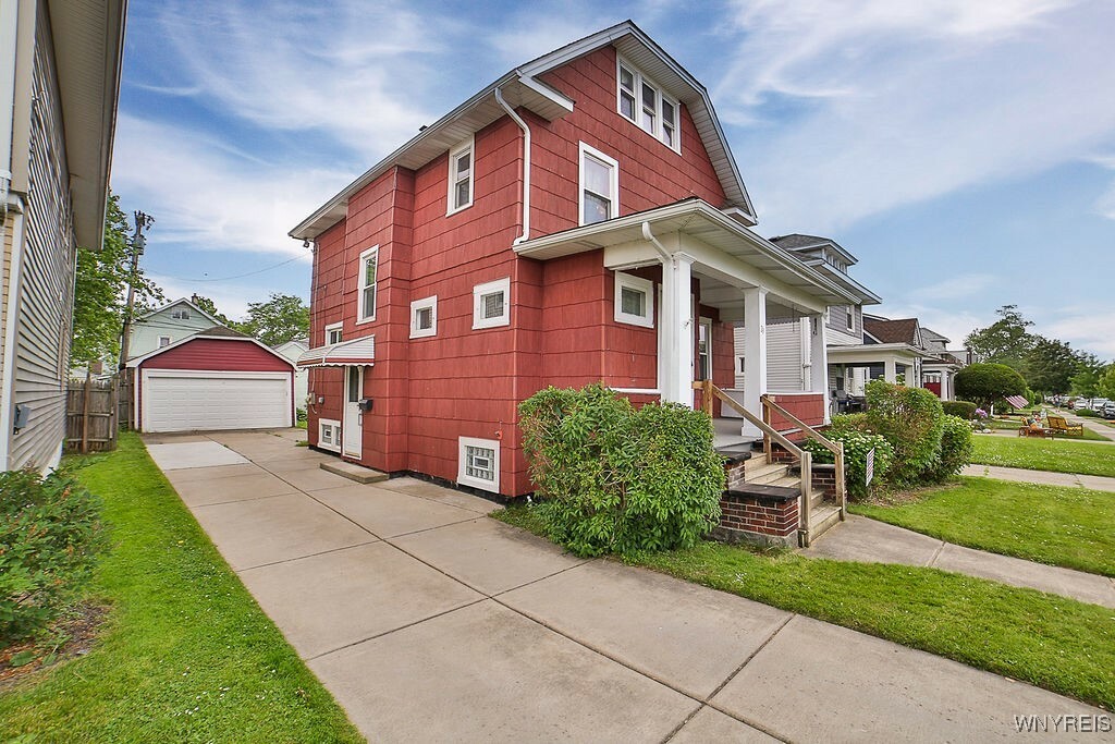 Property Photo: 28 Washington Avenue NY 14217