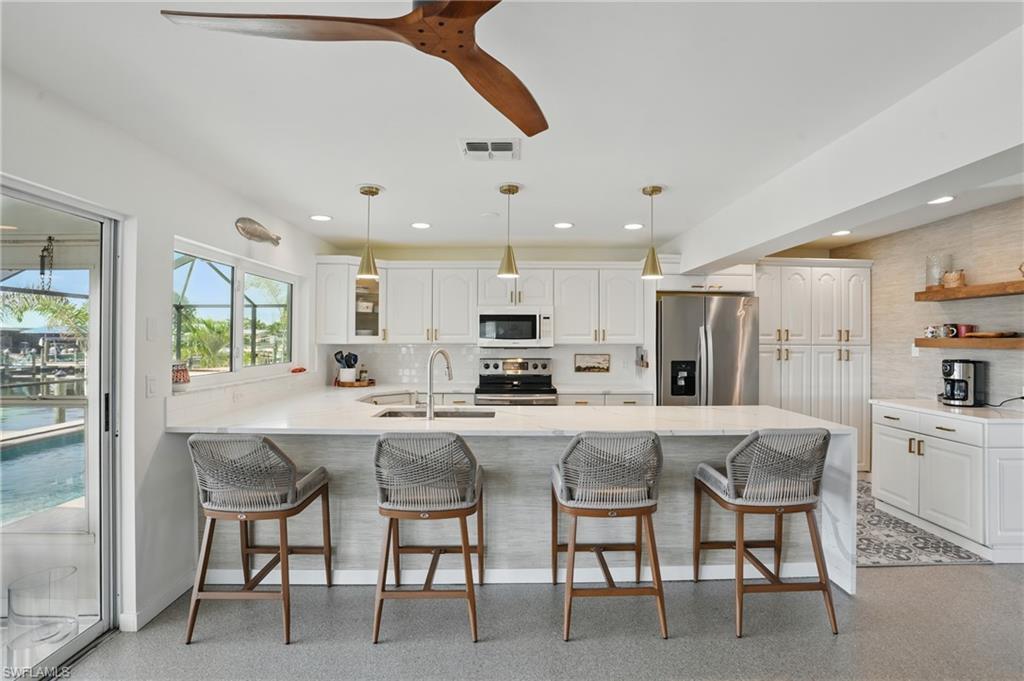 Property Photo: 2749 Bruce St FL 33993