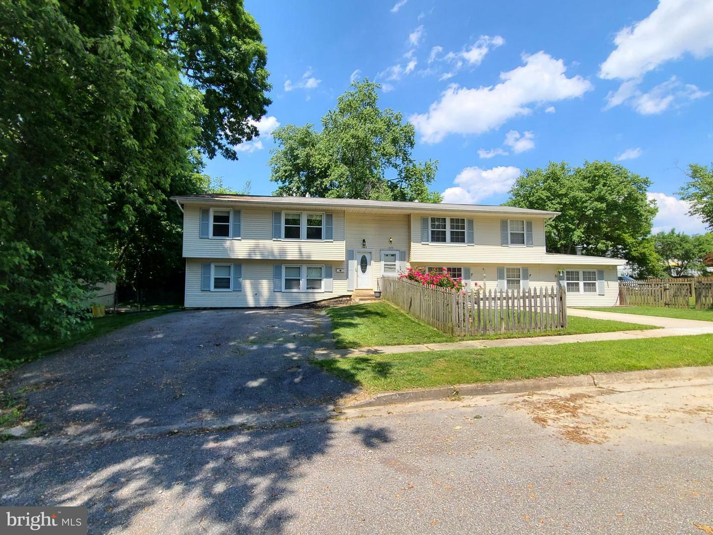 1342 Farrara Drive  Odenton MD 21113 photo