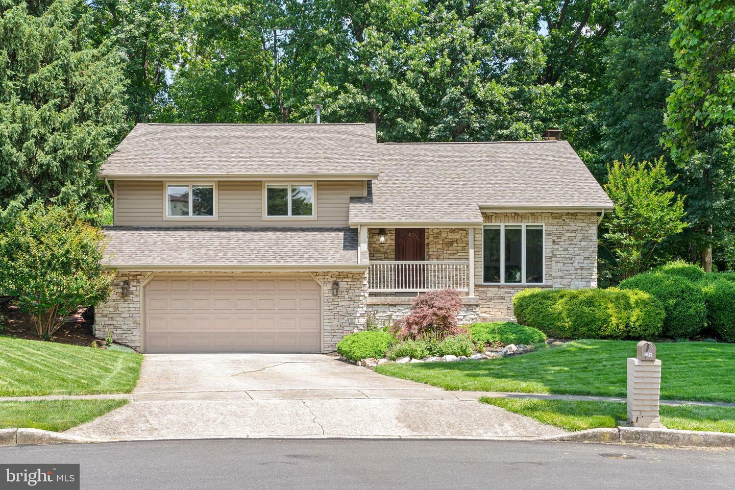 Property Photo: 136 Briarwood Court PA 17011