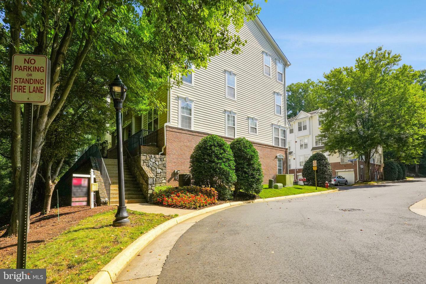 4174 Lochleven Trail B 1601B  Fairfax VA 22030 photo