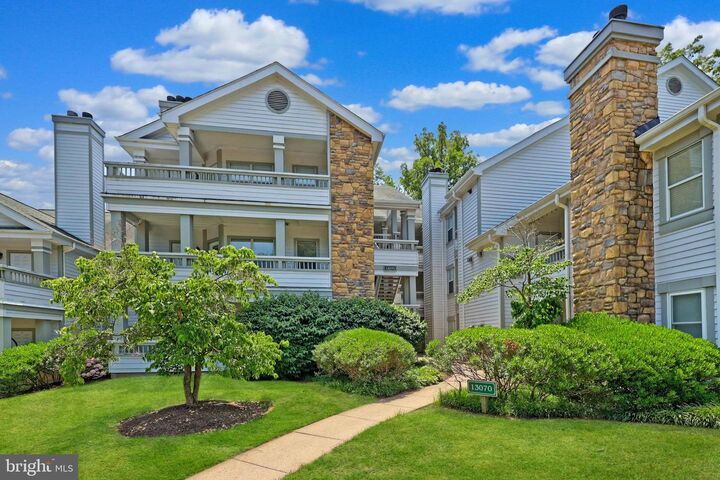 13070 Autumn Woods Way 302  Fairfax VA 22033 photo