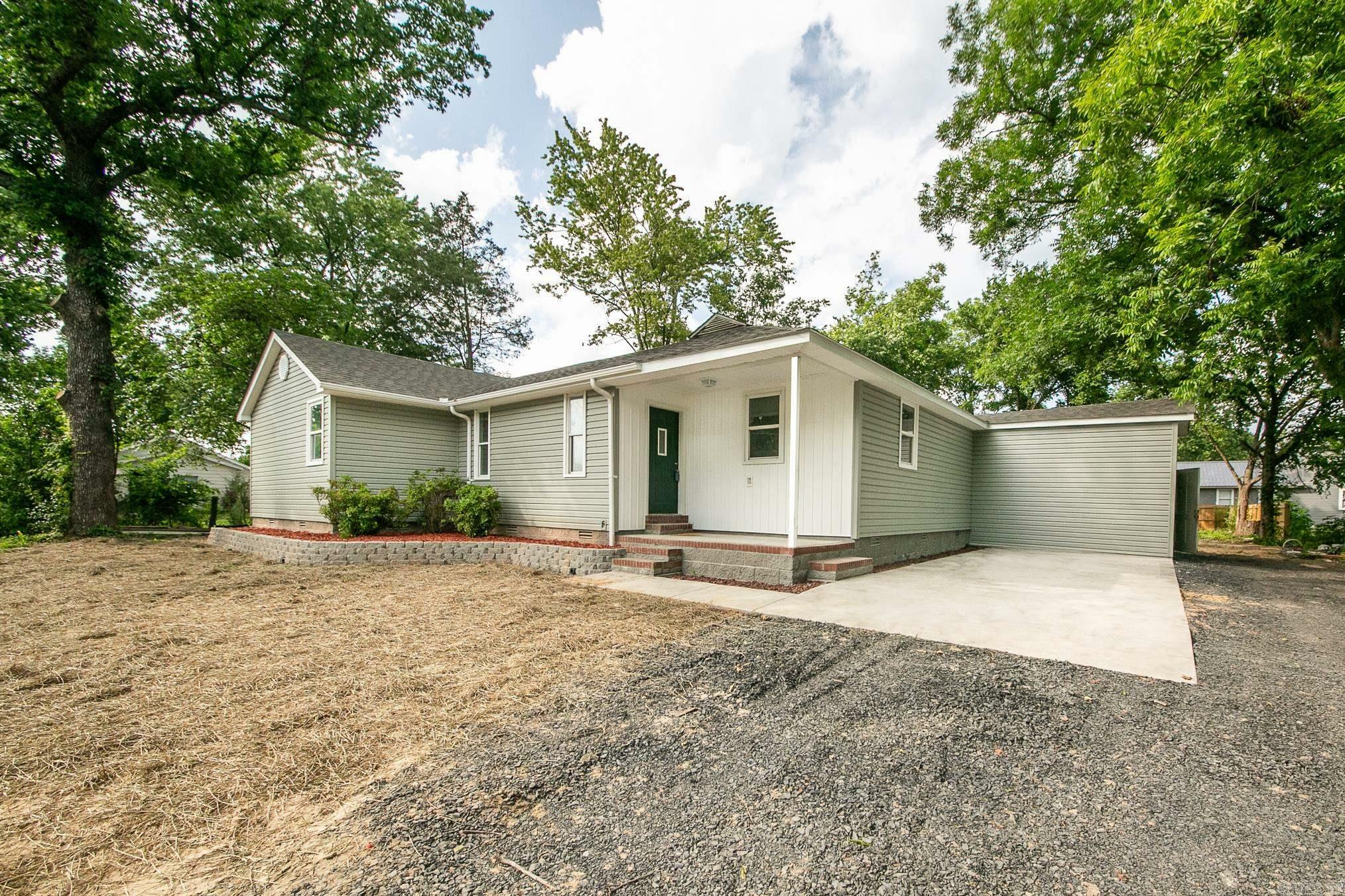 Property Photo:  1550 E Main Street  AR 72007 