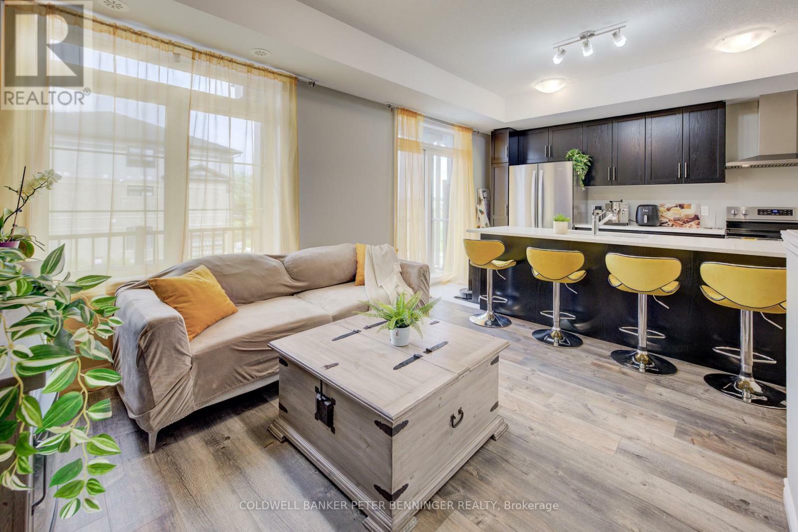 34 Lomond Lane  Kitchener ON N2R 0T6 photo
