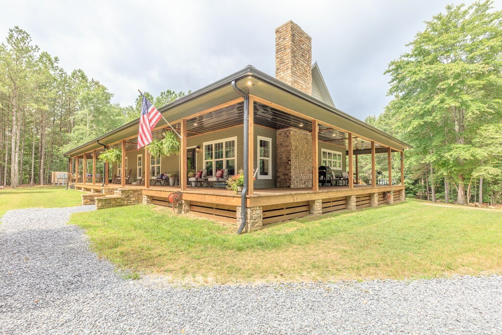 Property Photo:  508 Chattanooga Road  GA 30710 