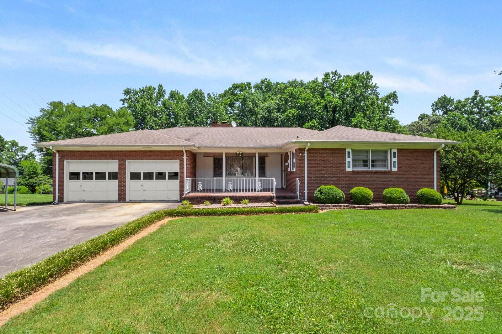 Property Photo:  128 Howie Street  NC 28120 