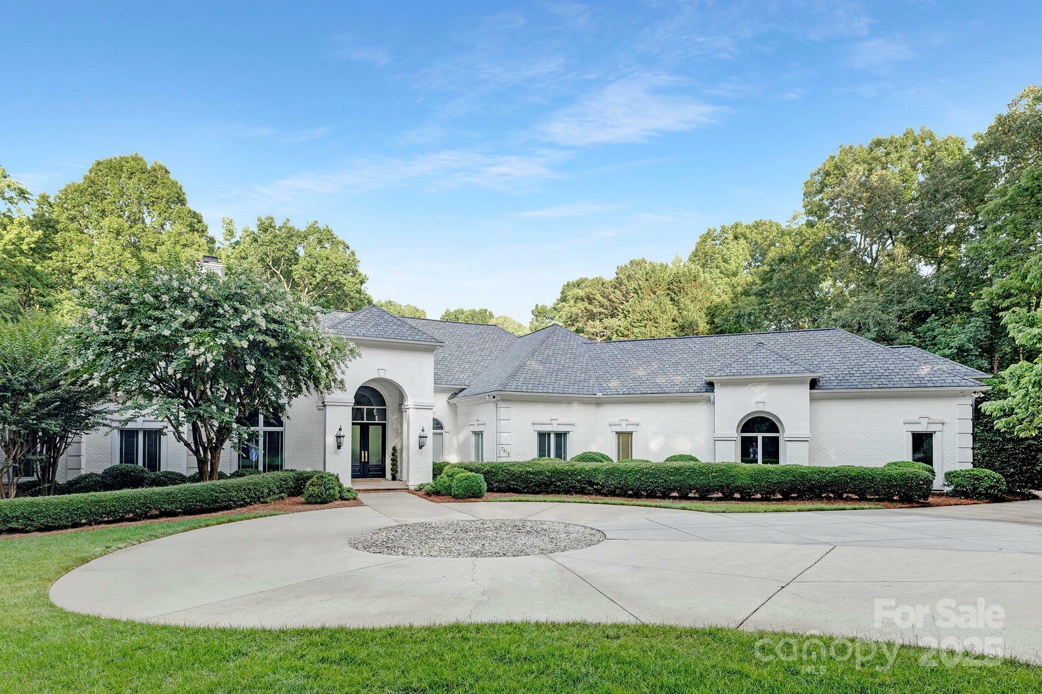 Property Photo: 7912 Baltusrol Lane NC 28210