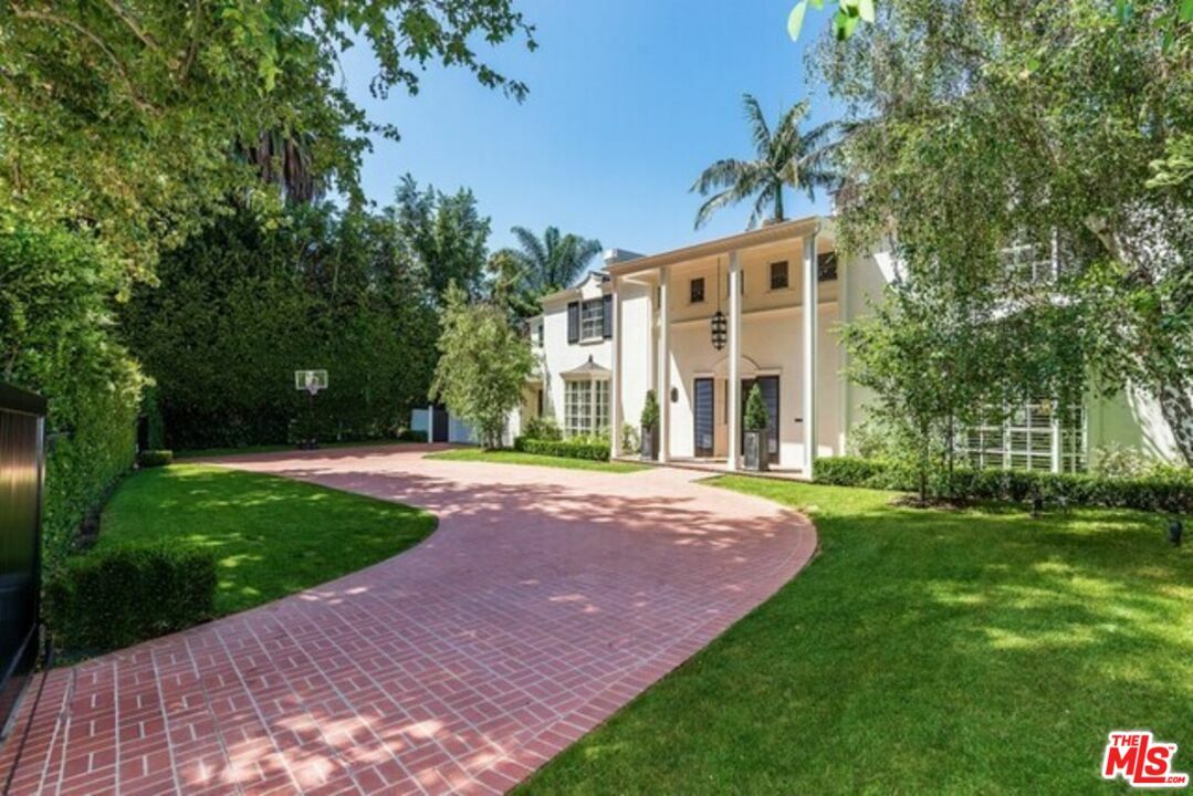 Property Photo: 415 S Beverly Glen Blvd CA 90024