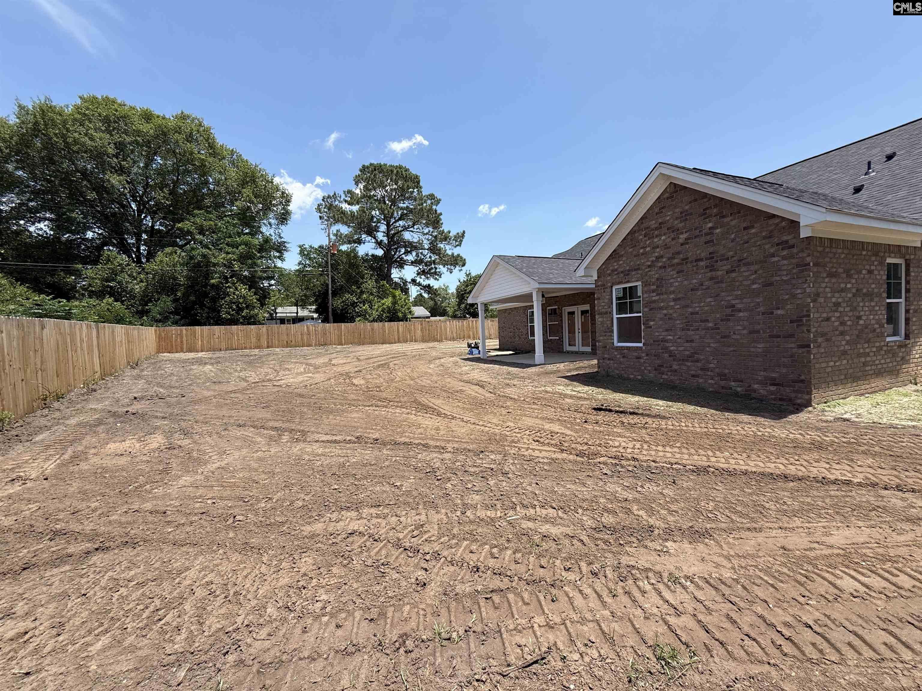 Property Photo:  1425 Laburnum  SC 29205 