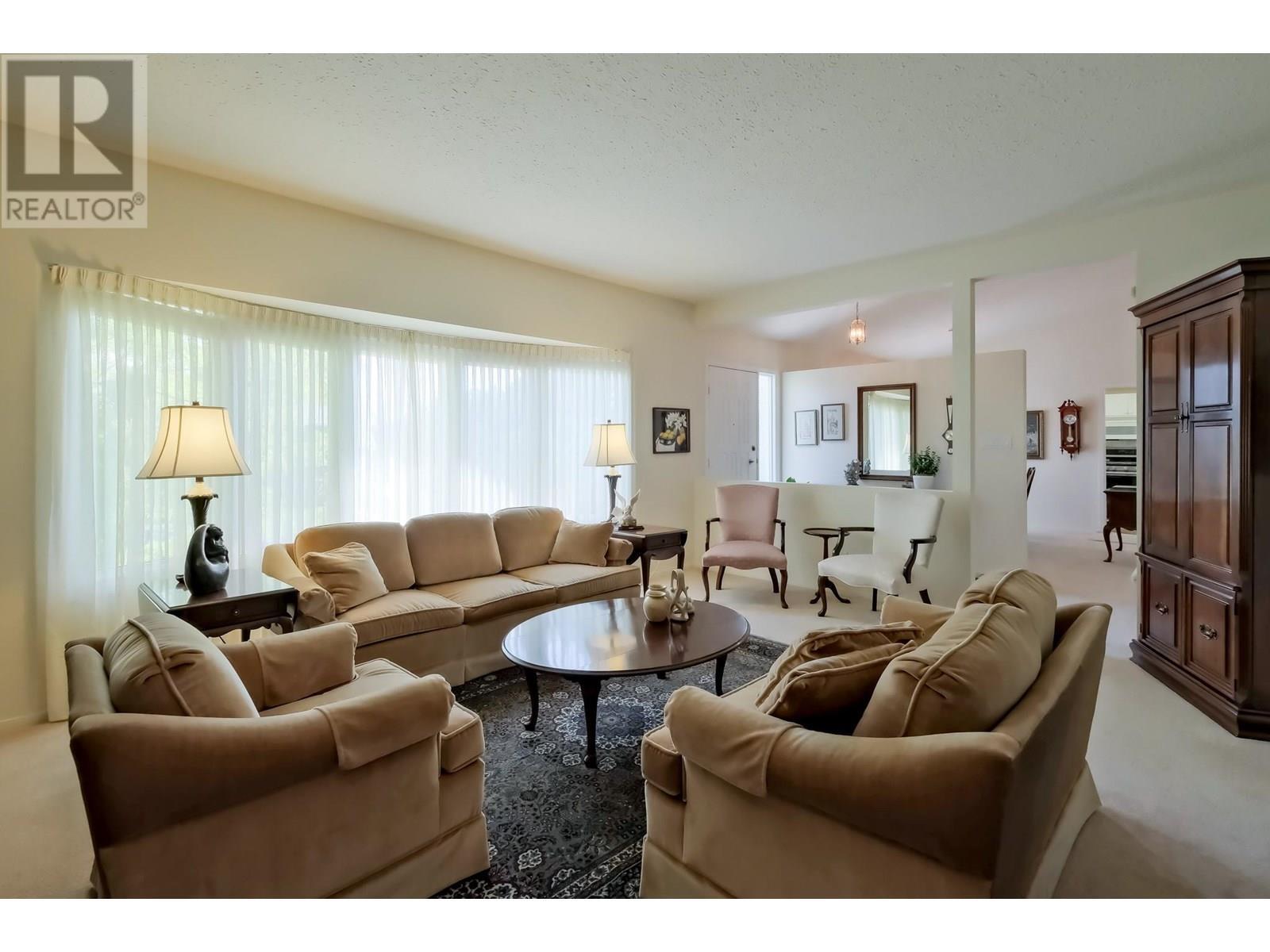 Property Photo: 174 Dafoe Place BC V2A 7E6