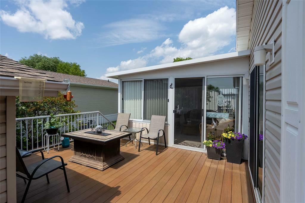 Property Photo: 18 Country Club Drive MB R0G 2J0