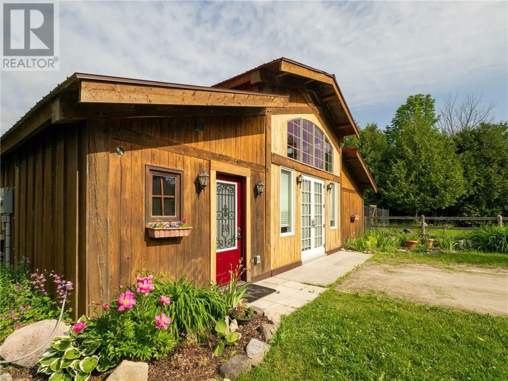 Property Photo: 420 Elliot Road ON P0P 1S0