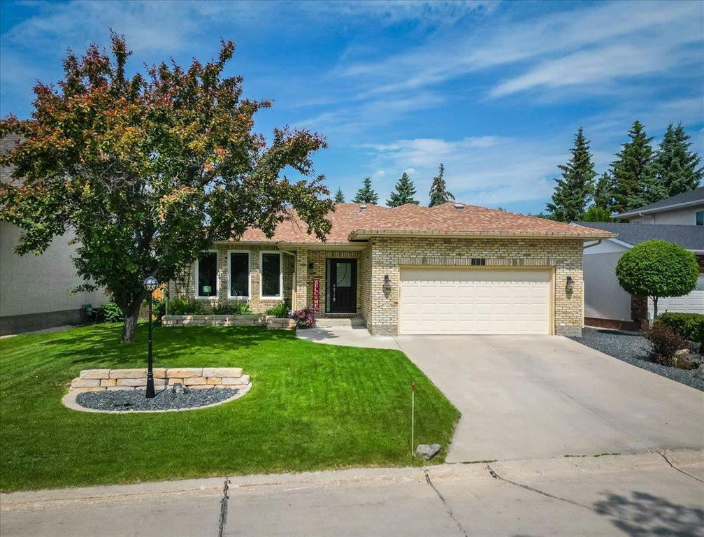 694 Rivergrove Drive  Winnipeg MB R2V 3W3 photo