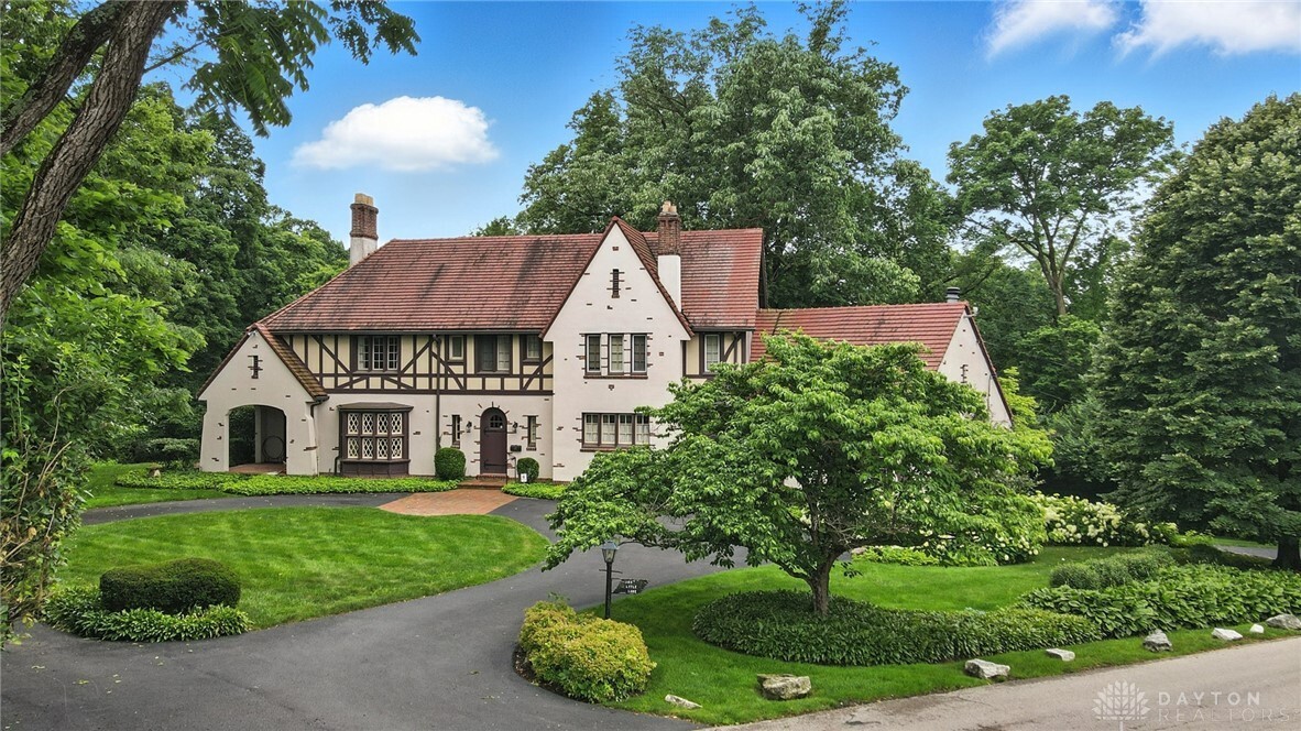 Property Photo:  1160 Lytle Lane  OH 45409 