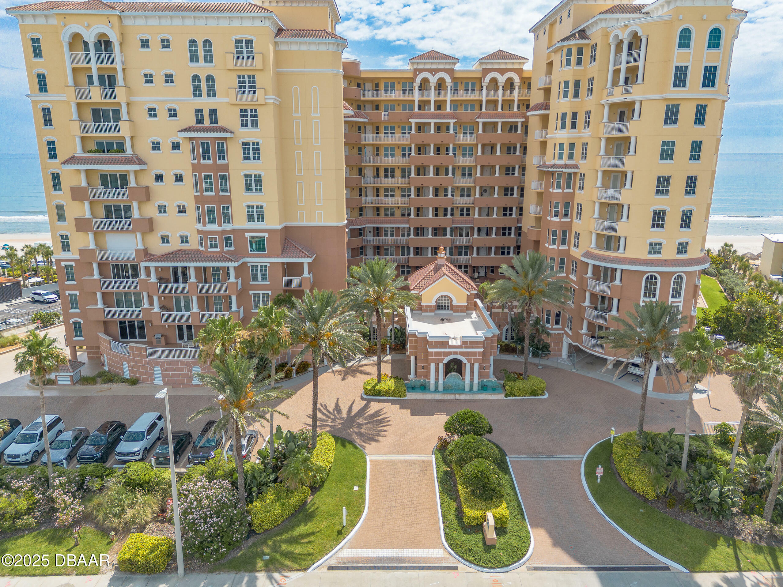 Property Photo: 2515 S Atlantic Avenue FL 32118
