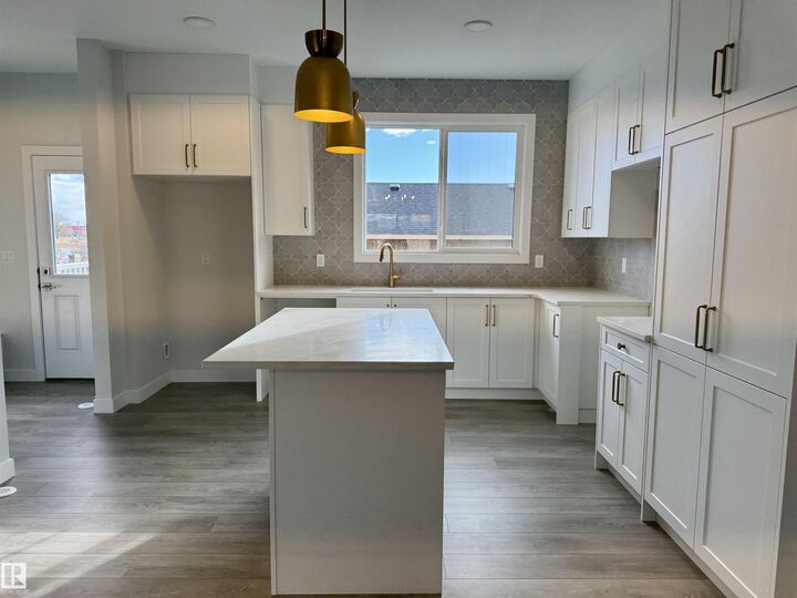 3317 Roy Brown Way NW  Edmonton AB T5E 6Z9 photo