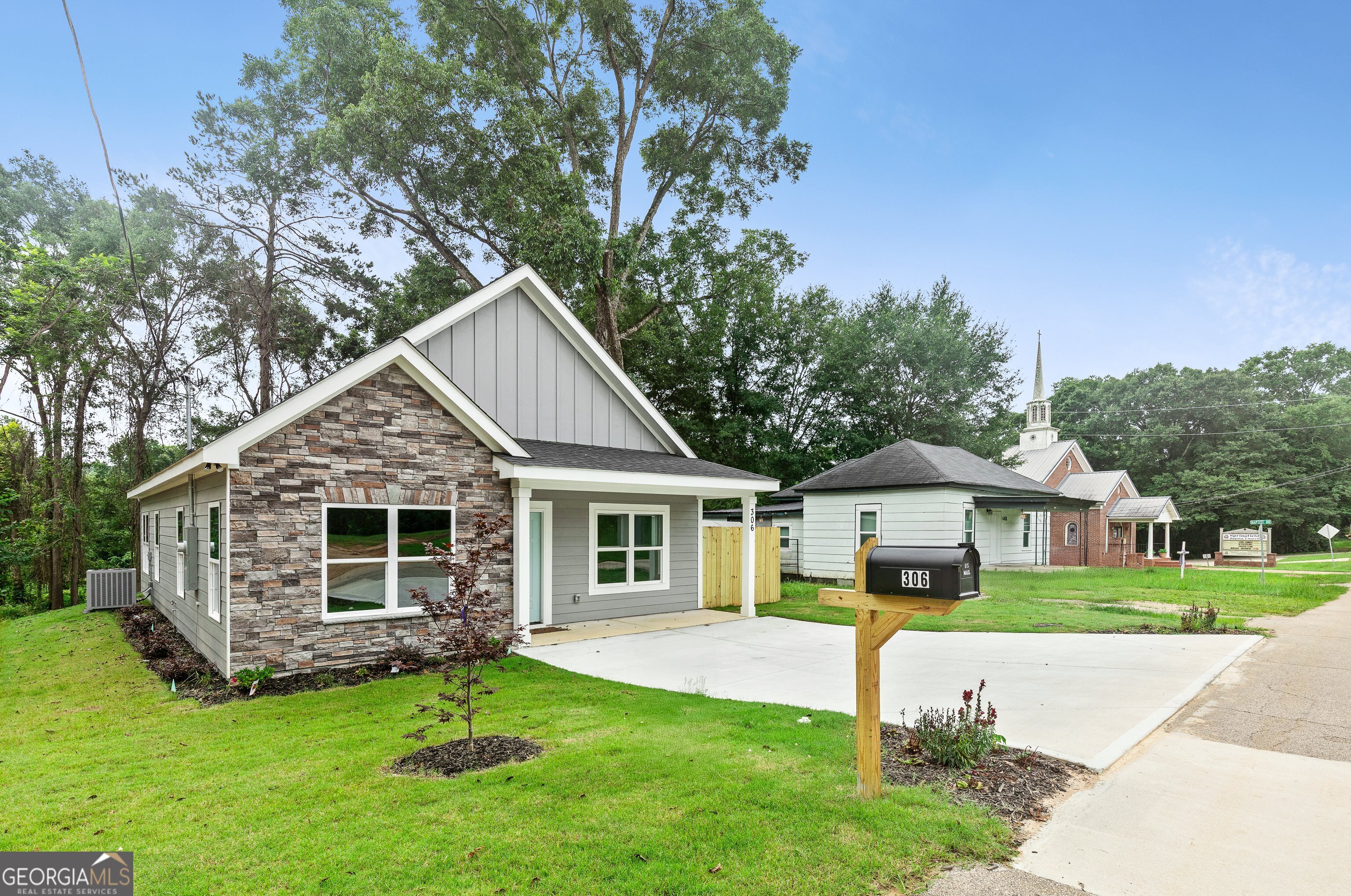 Property Photo: 306 Poplar Street GA 30230