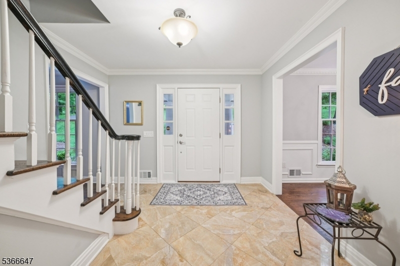 Property Photo:  22 Saddle Hill Rd  NJ 07931 