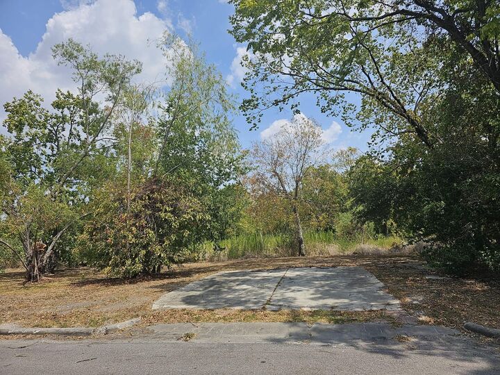 Property Photo:  3206 McIlhenny Street  TX 77004 