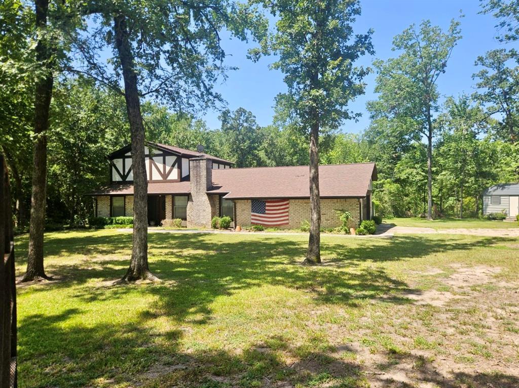 Property Photo: 20 Mike Beth Circle TX 77320