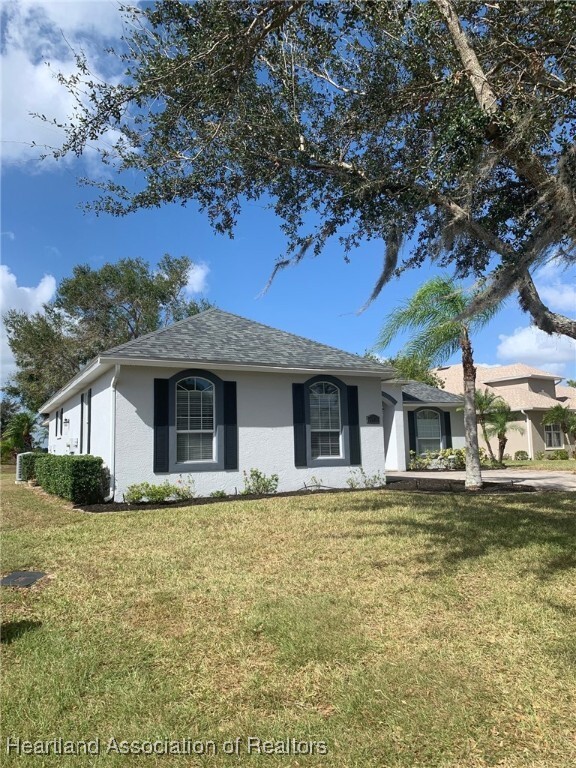 Property Photo: 4505 Birdies Court FL 33825
