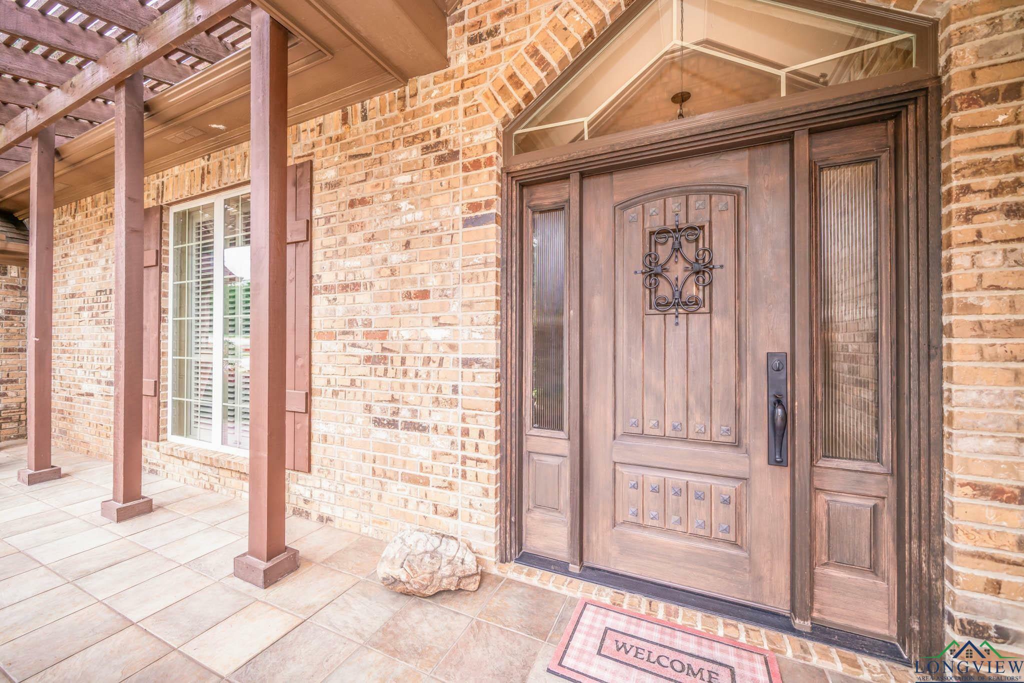 Property Photo: 1604 Colonial Drive TX 75605