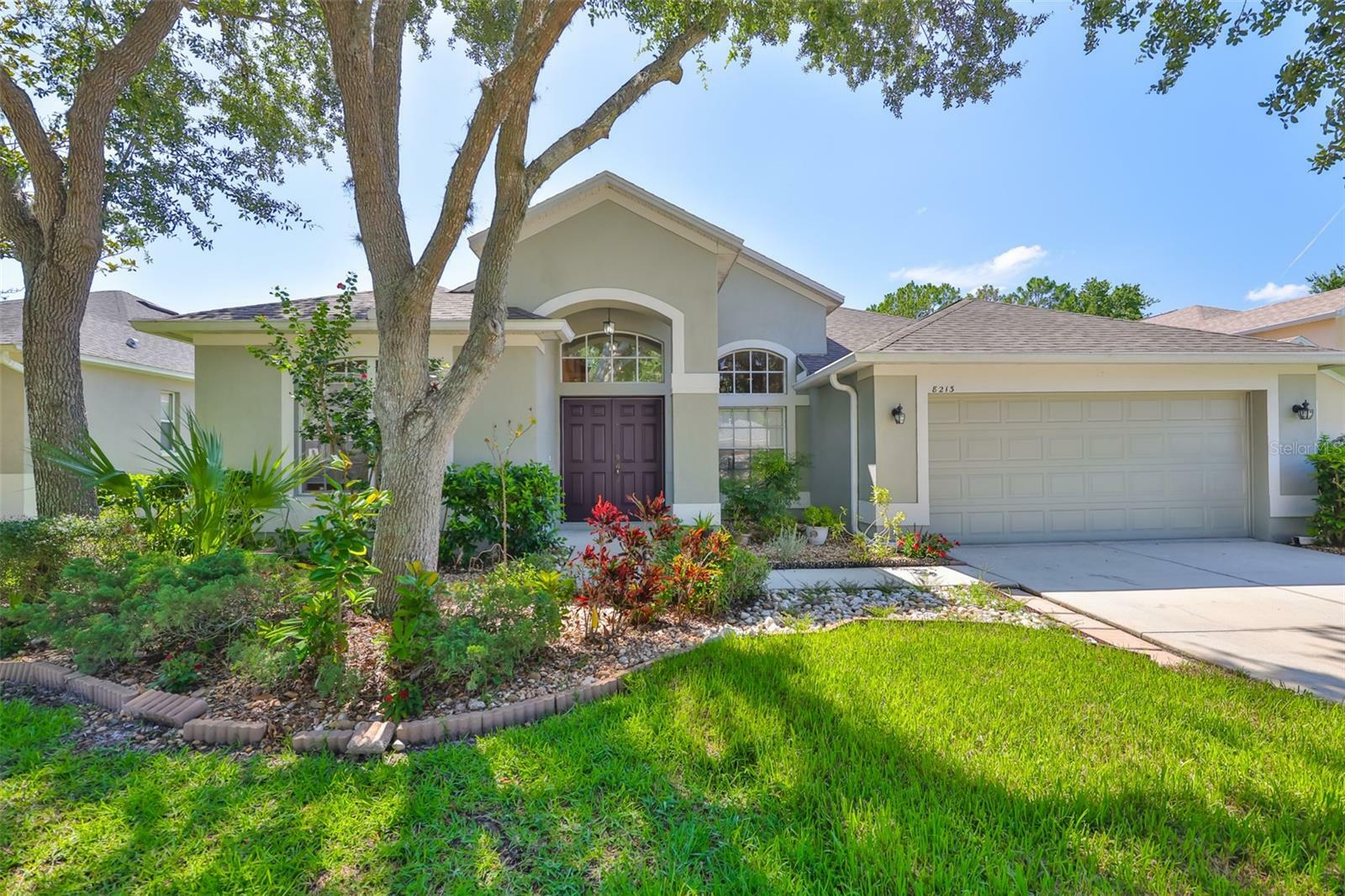 Property Photo:  8213 Swann Hollow Drive  FL 33647 