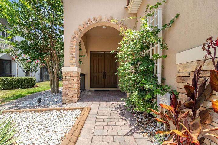 Property Photo: 8162 Prestbury Drive FL 32832