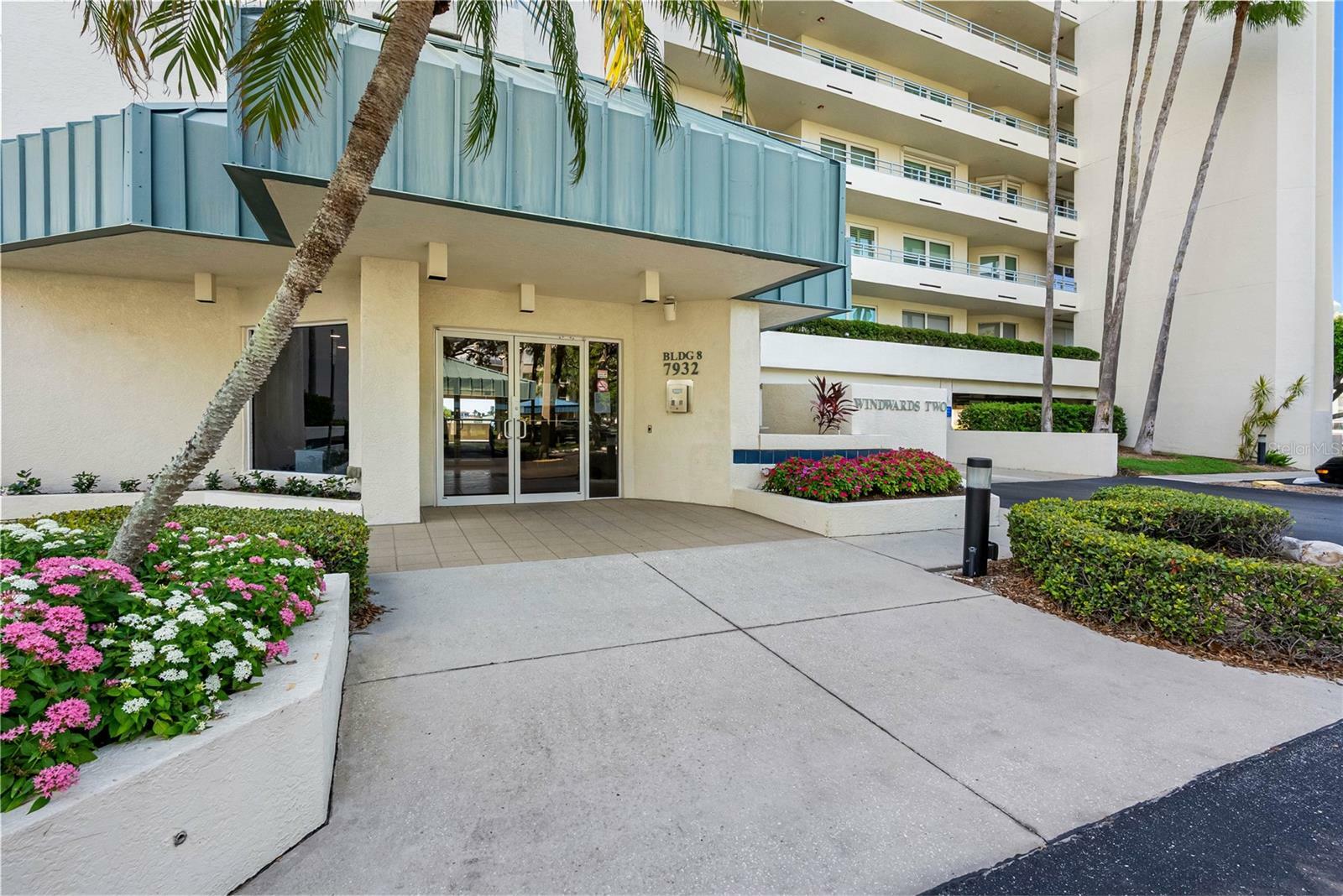 Property Photo: 7932 Sailboat Key Boulevard S 406 FL 33707