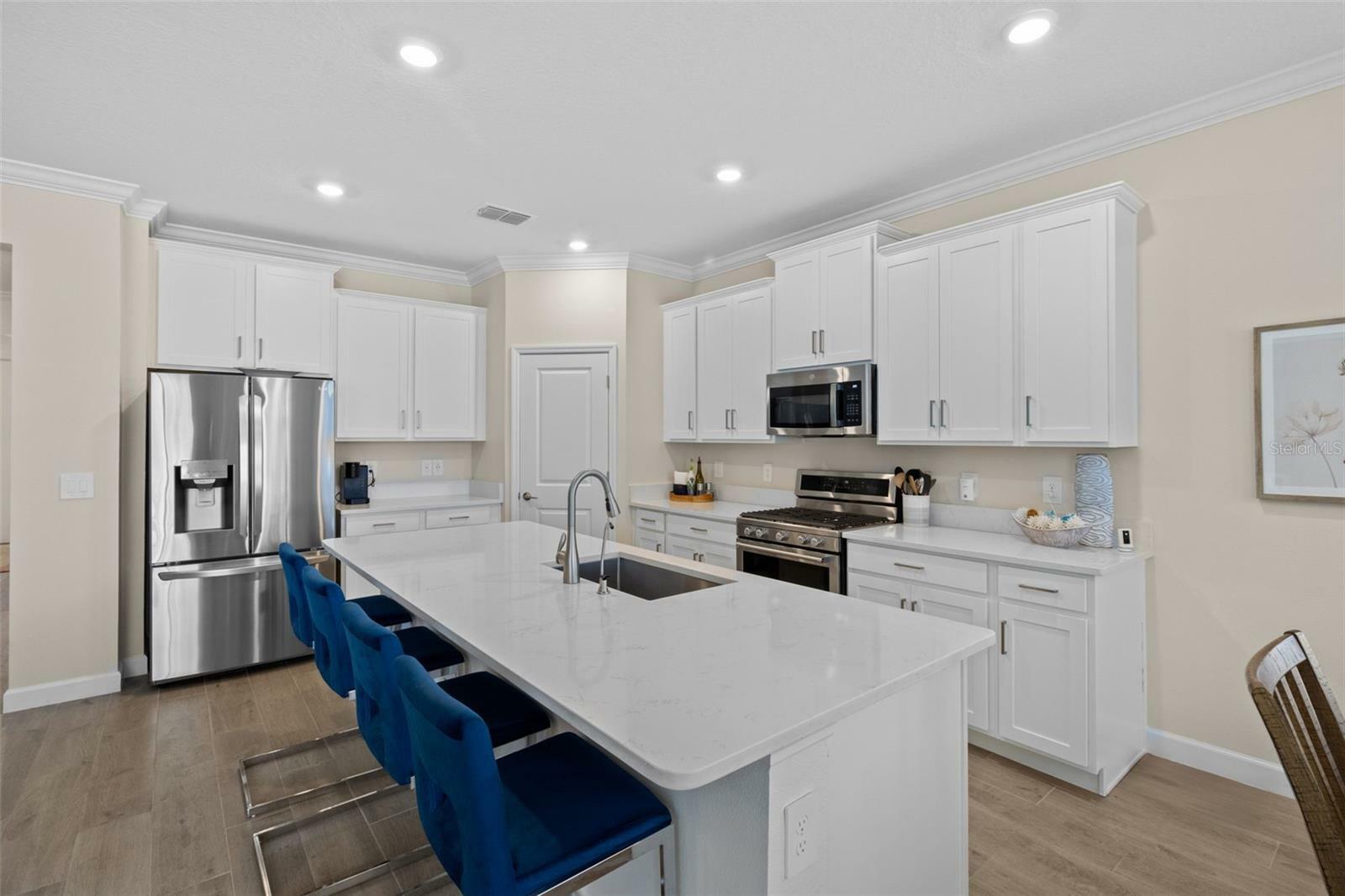 Property Photo: 17418 Holly Well Avenue FL 33598