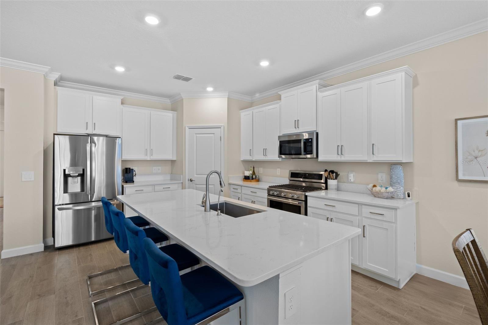 Property Photo: 17418 Holly Well Avenue FL 33598