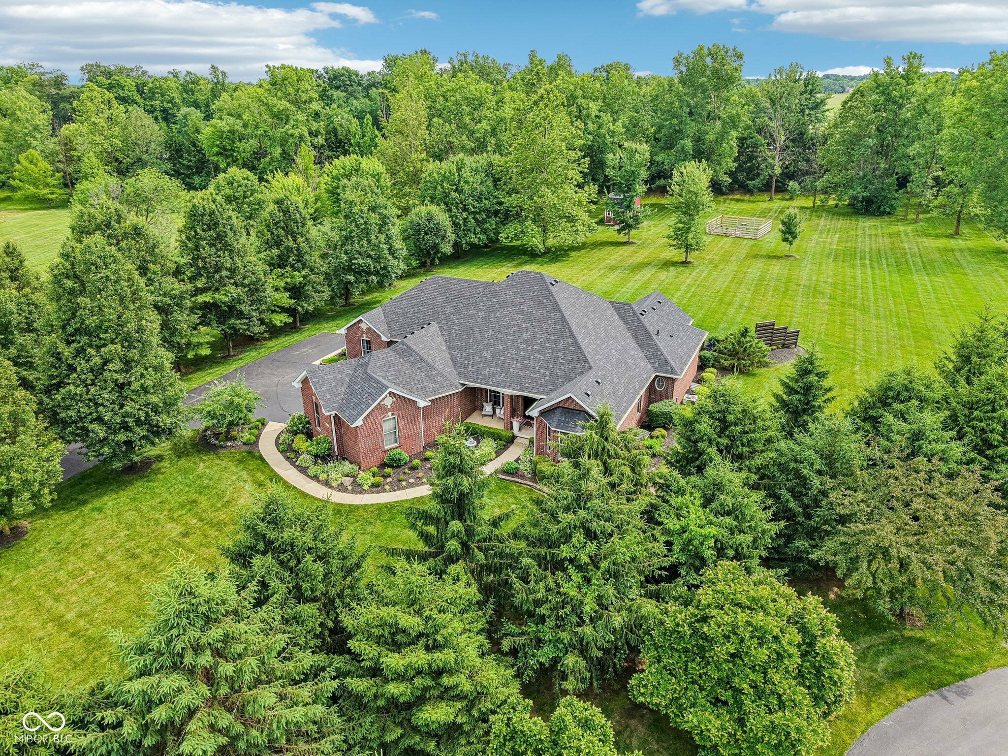 8301 Cooper Lane  Zionsville IN 46077 photo