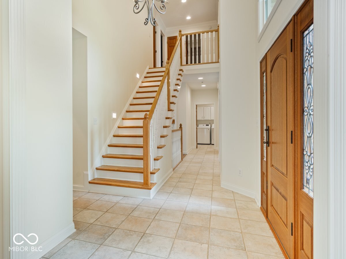 Property Photo:  817 Hickory Way  IN 46062 