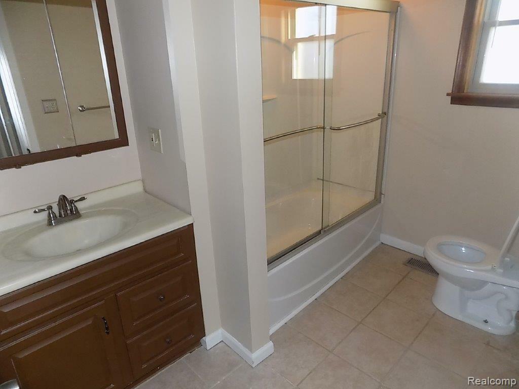 Property Photo: 18740 Meier Street MI 48066 3059