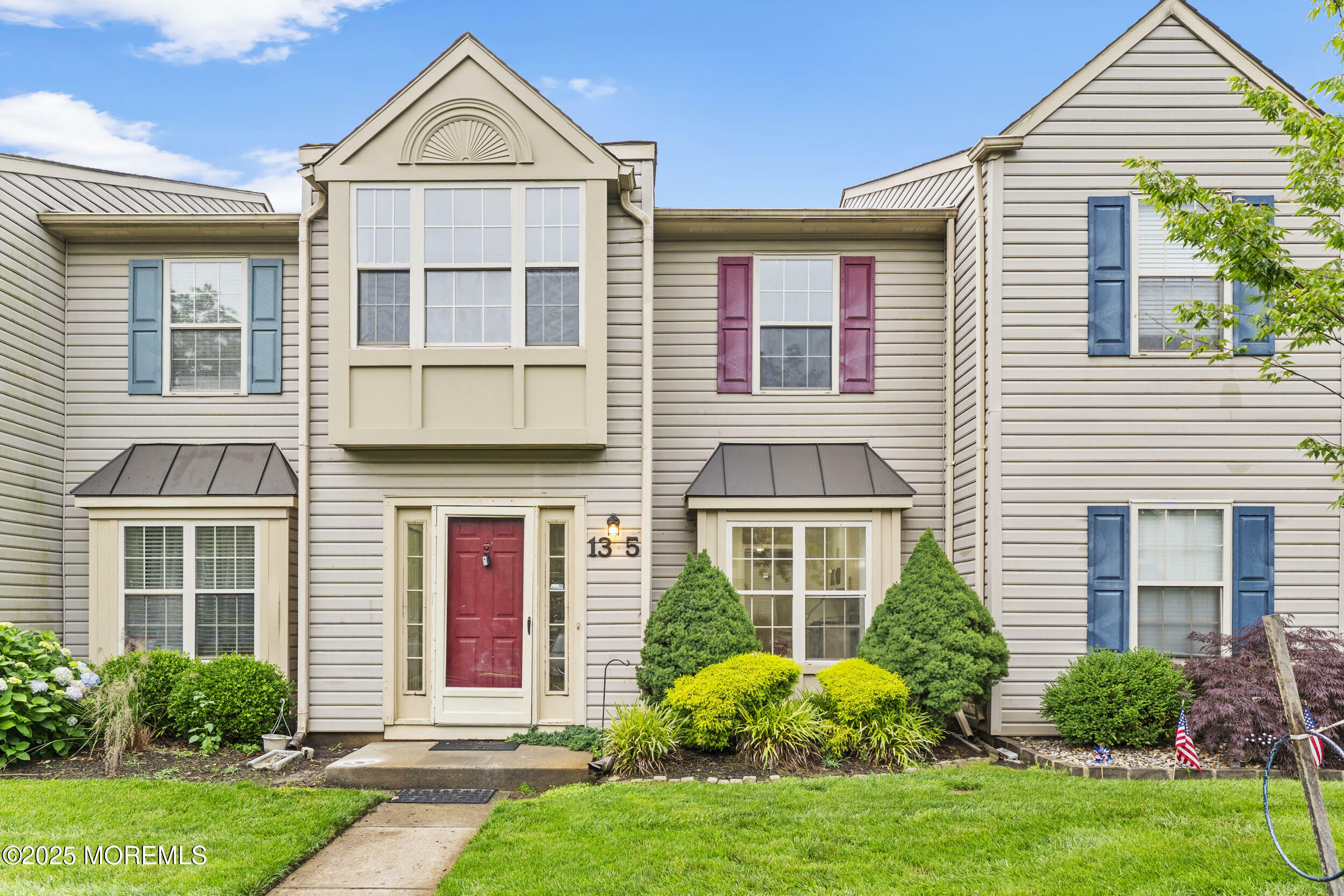 Property Photo:  13 Stuart Drive 5  NJ 07728 