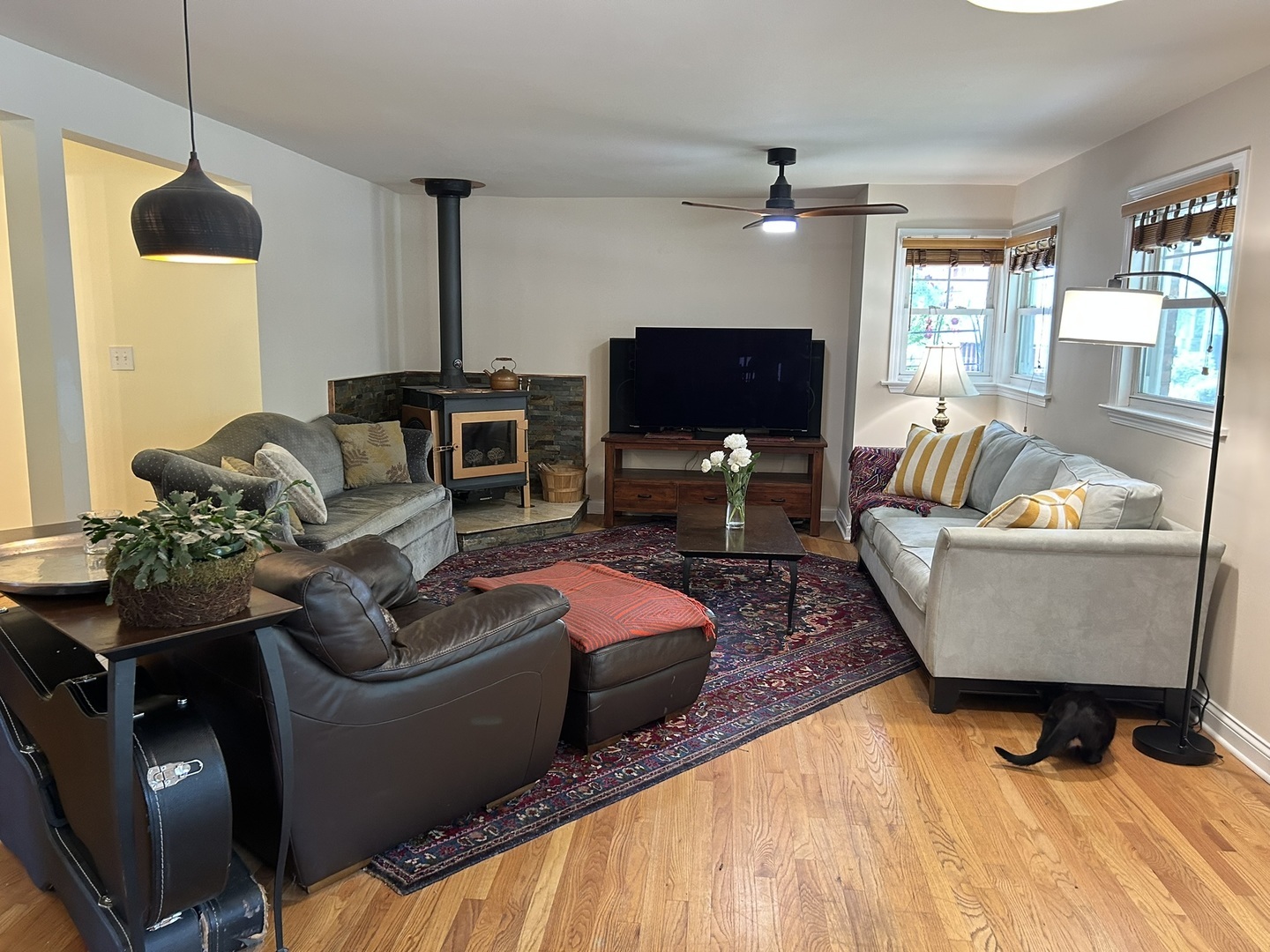 Property Photo: 2417 Lyons Street IL 60201