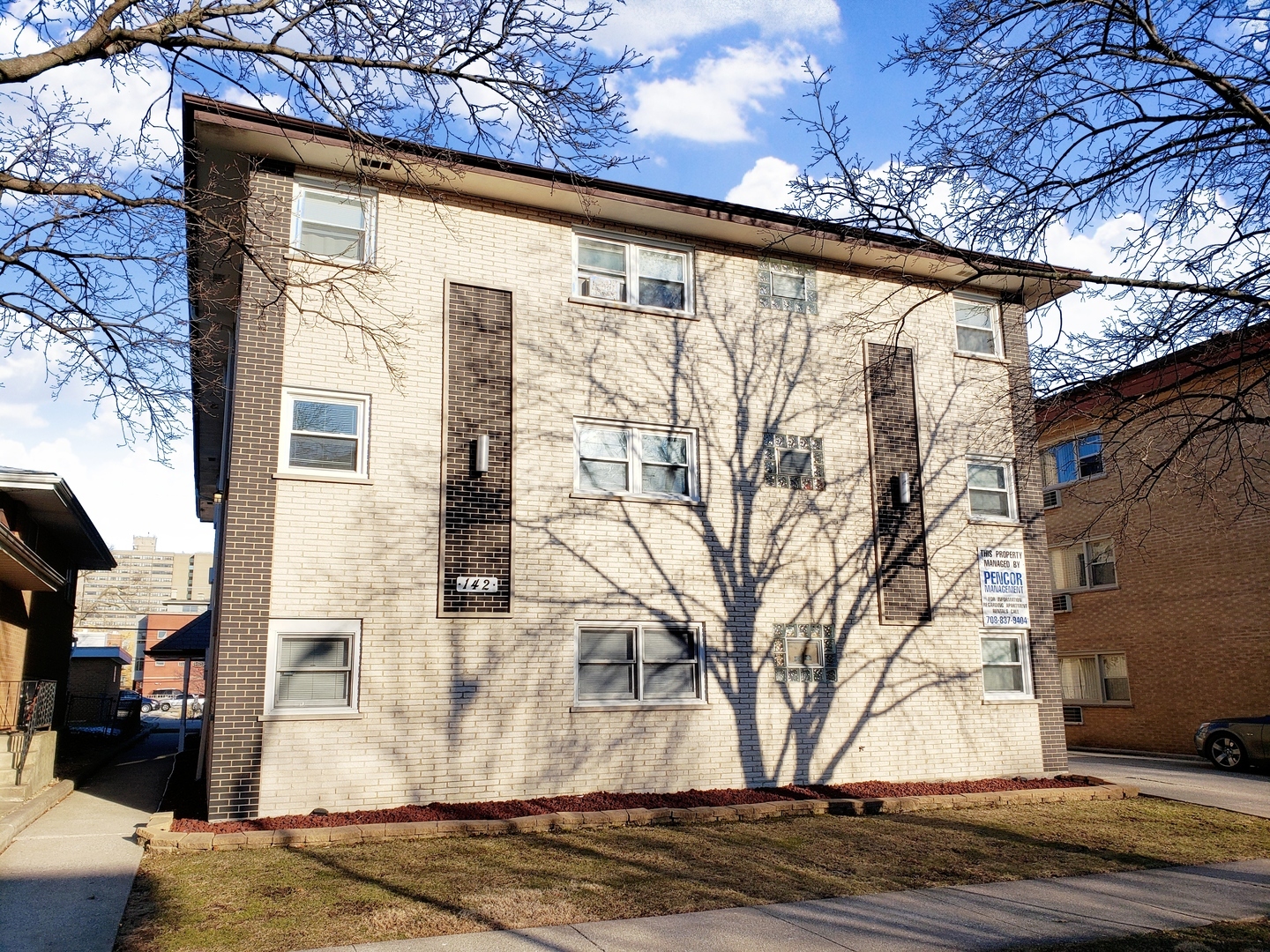 Property Photo: 142 Elgin Avenue 1C IL 60130