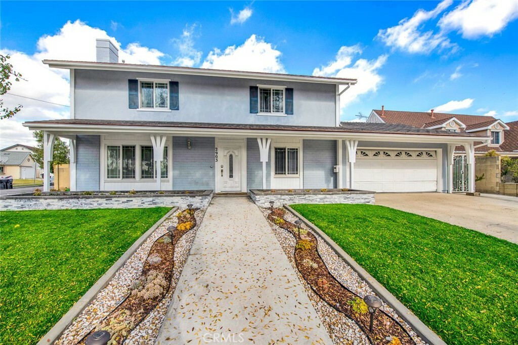 Property Photo: 2903 E Collyer Lane CA 92806