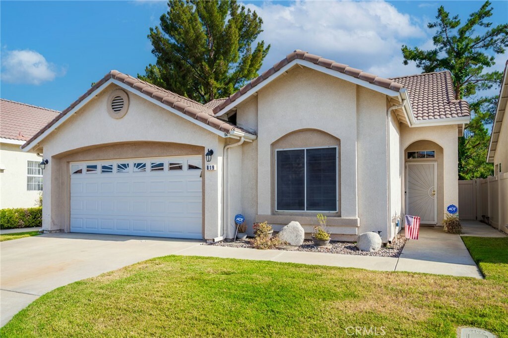 Property Photo: 819 Camino De Plata CA 92583
