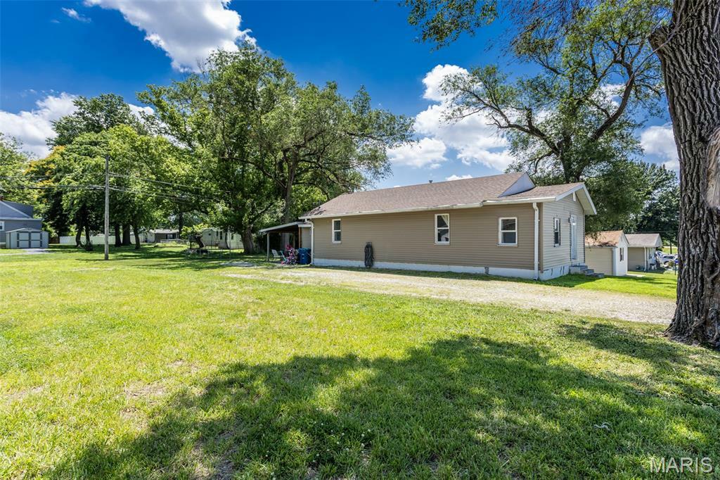 Property Photo:  206 Velma Avenue  IL 62087 