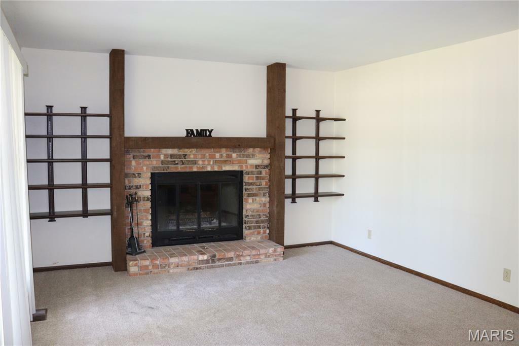 Property Photo: 313 Pearl Drive MO 63050