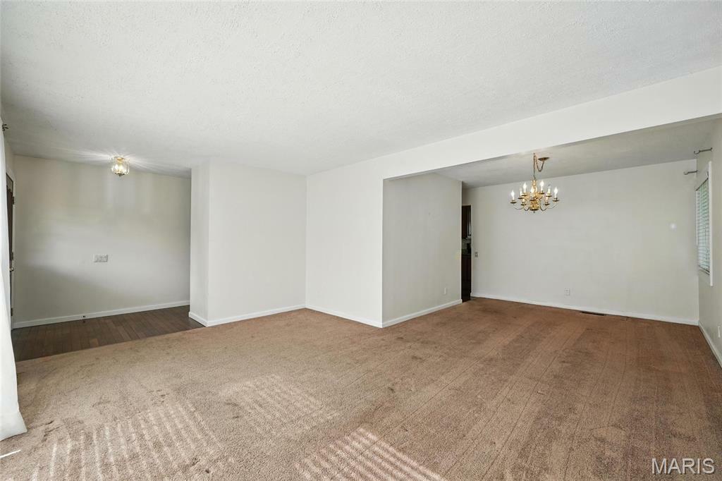 Property Photo: 701 Fernview Drive MO 63141
