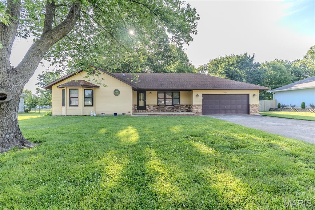 Property Photo: 1432 Lana Drive MO 65536
