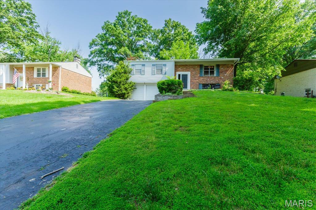 Property Photo: 1029 Carole Lane MO 63021