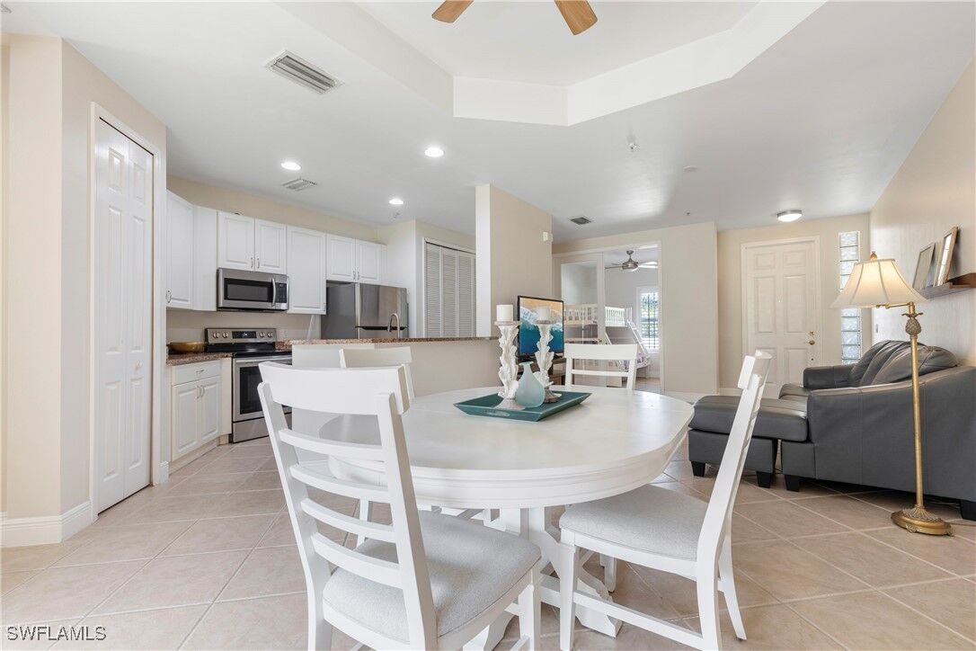 Property Photo:  1380 Sweetwater Cove 203  FL 34110 