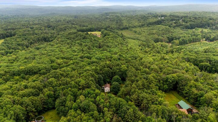 Property Photo: 28 Haynes Road NH 03037