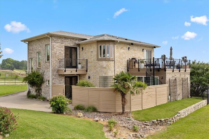 Property Photo: 299 Harborview Drive TX 75032