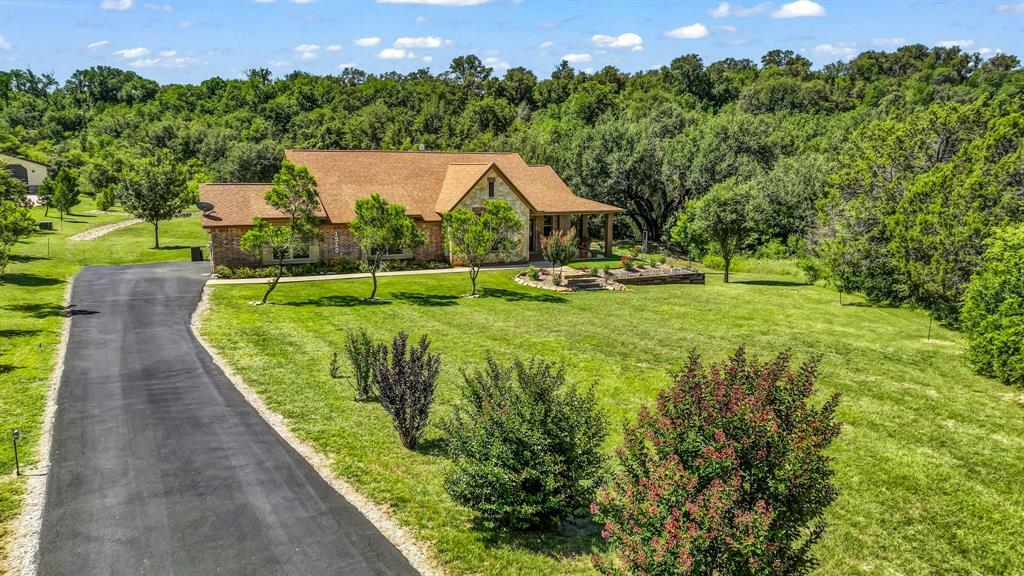 Property Photo: 1510 Balcones Lane TX 76449