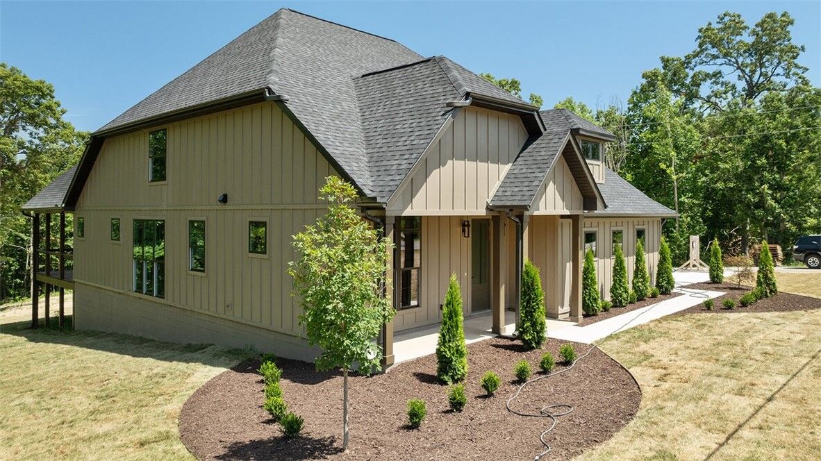 Property Photo:  262 Kinross Drive  AR 72715 